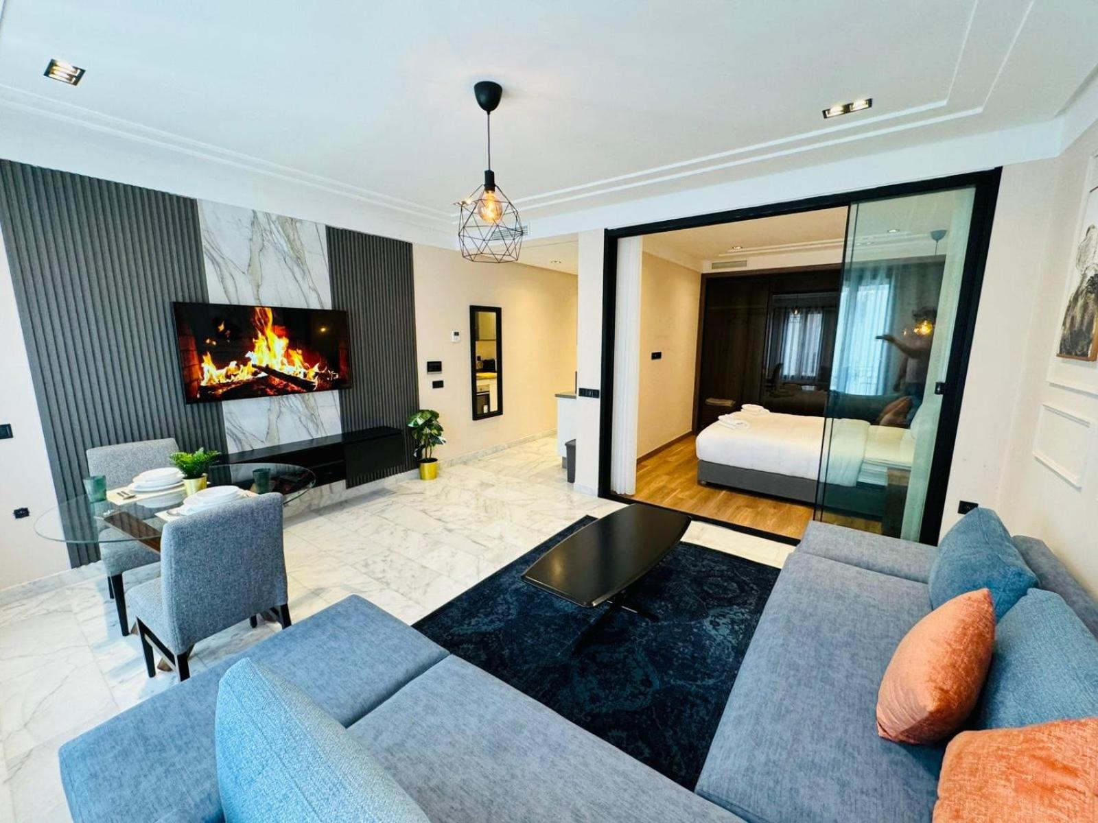 Les Joyeux Luxury Et Appartement Casablanca