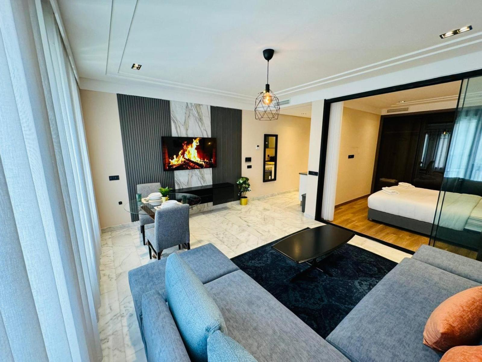 Appartement Les Joyeux Luxury Et