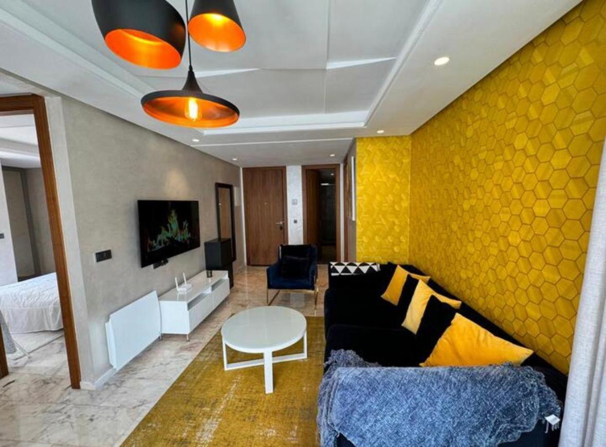 Apartment Les Joyeux Luxury Et Casablanca